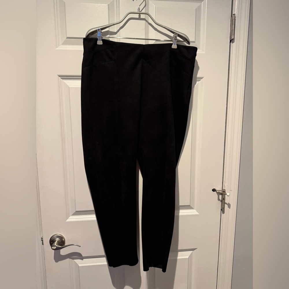 Zara Basic Black Straight Leg Women's Pants (Faux Suede)